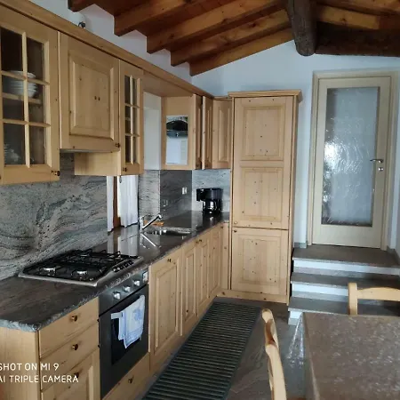 Casa Edera, For 5 Persons *