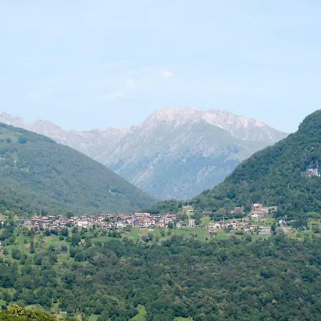 Casa Edera, For 5 Persons *